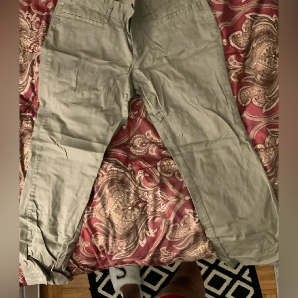 Capri Pants